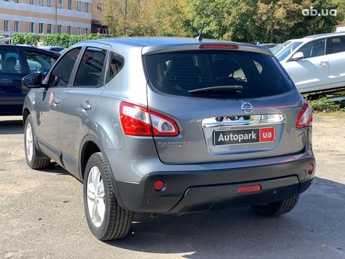 Nissan Qashqai 2011 серый - фото 6