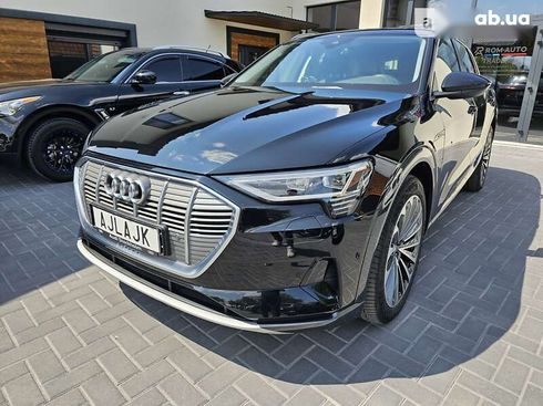 Audi E-Tron 2020 - фото 2