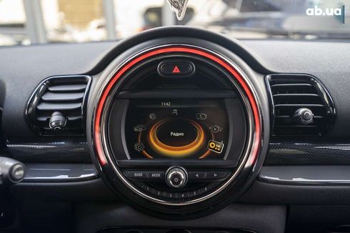 MINI Clubman 2017 - фото 23