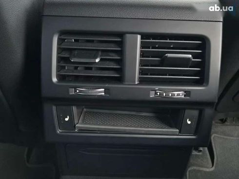 Volkswagen Touareg 2021 - фото 24