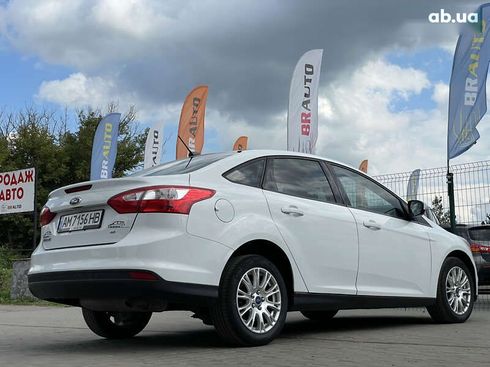 Ford Focus 2012 - фото 15