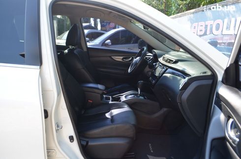 Nissan Rogue 2016 белый - фото 14