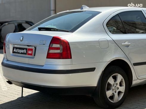 Skoda Octavia 2008 серый - фото 5