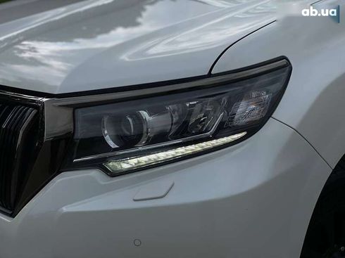 Toyota Land Cruiser Prado 2020 - фото 3