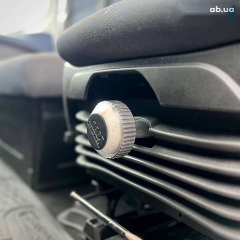 IVECO Daily 2017 - фото 22