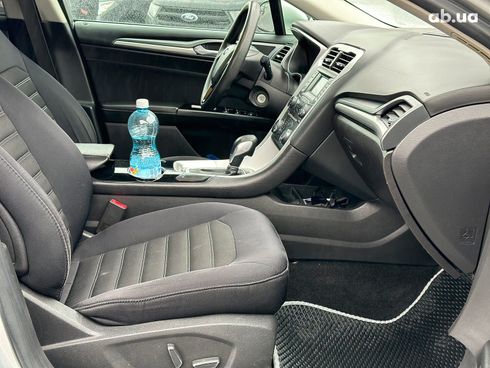 Ford Fusion 2015 серый - фото 16