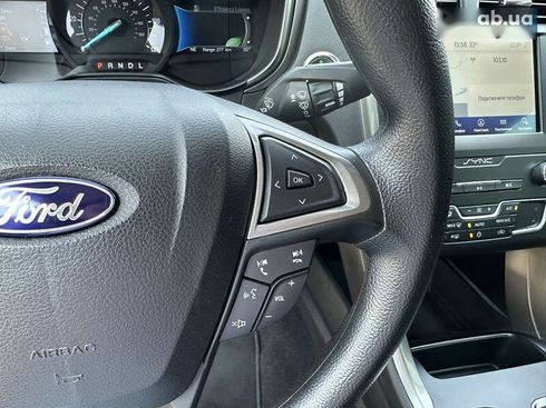 Ford Fusion 2019 - фото 12