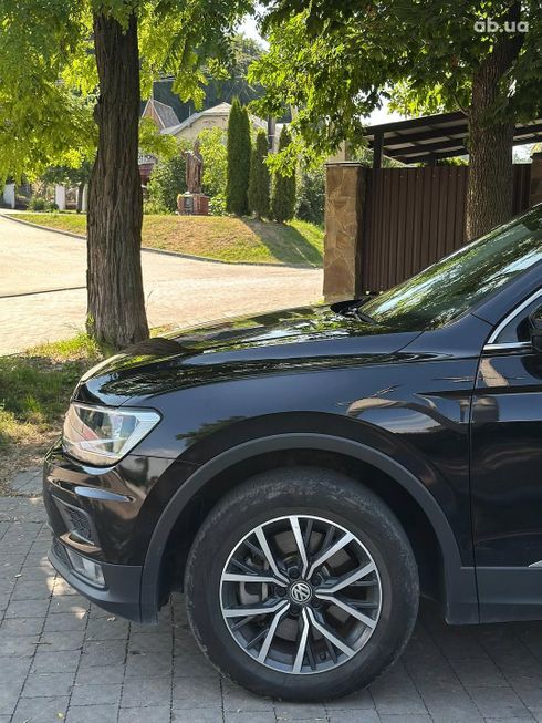Volkswagen Tiguan Allspace 2019 черный - фото 13