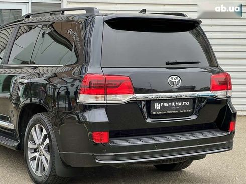Toyota Land Cruiser 2019 - фото 11
