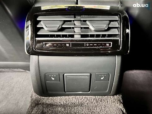 Audi A8 2023 - фото 25