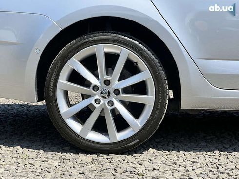 Skoda Octavia 2020 - фото 23