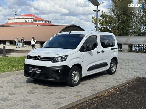 Citroёn Berlingo 2023 - фото 9