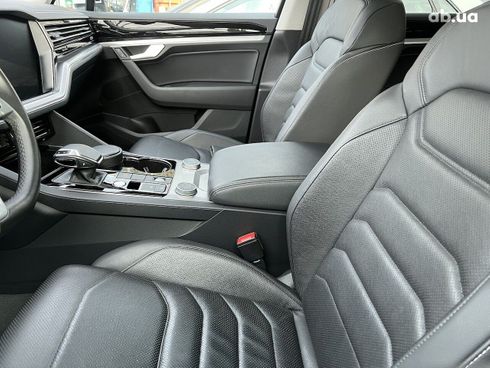 Volkswagen Touareg 2020 - фото 14