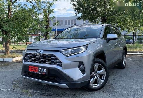 Toyota RAV4 2019 - фото 9