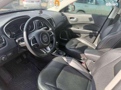 Jeep Compass 2018 - фото 21