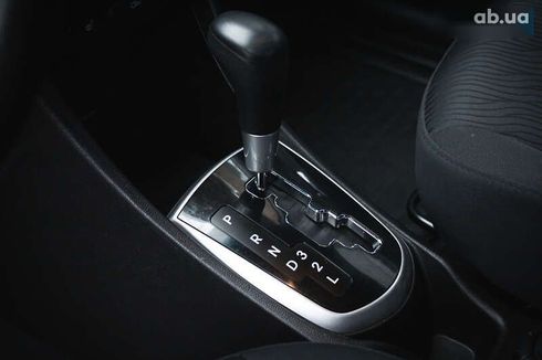 Hyundai Accent 2012 - фото 20