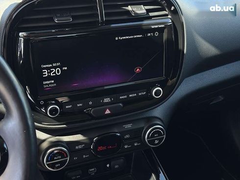 Kia Soul EV 2022 - фото 24