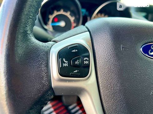 Ford Fiesta 2015 - фото 18