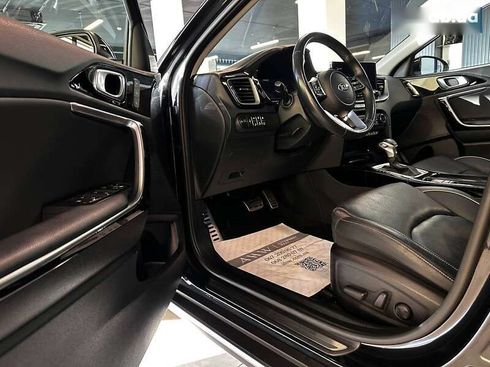 Kia XCeed 2021 - фото 14