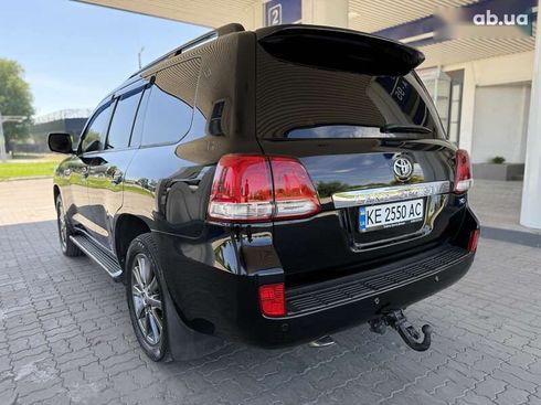 Toyota Land Cruiser 2010 - фото 8