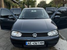 Продажа б/у Volkswagen Golf 2002 года в Днепре - купить на Автобазаре