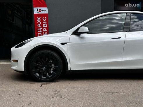 Tesla Model Y 2023 - фото 5
