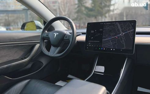 Tesla Model 3 2020 - фото 14