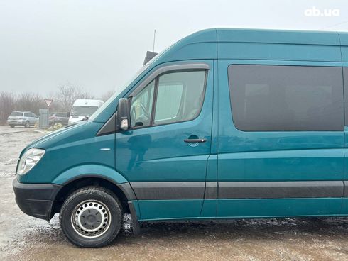 Mercedes-Benz Sprinter 216 2011 зеленый - фото 3