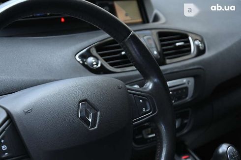 Renault Scenic 2015 - фото 15