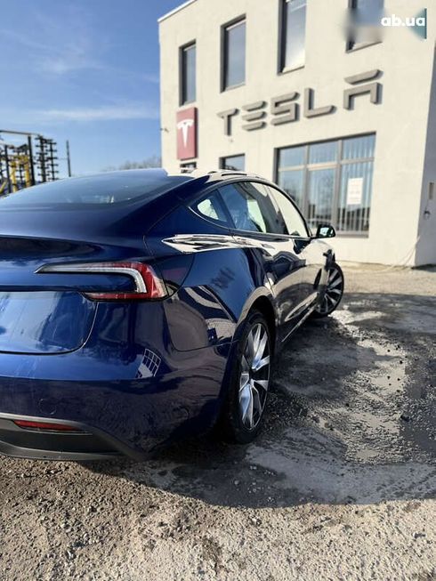 Tesla Model 3 2024 - фото 14