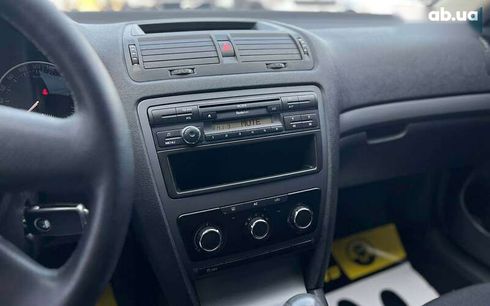 Skoda Octavia 2011 - фото 18