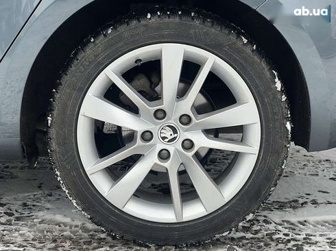 Skoda Octavia 2019 - фото 21