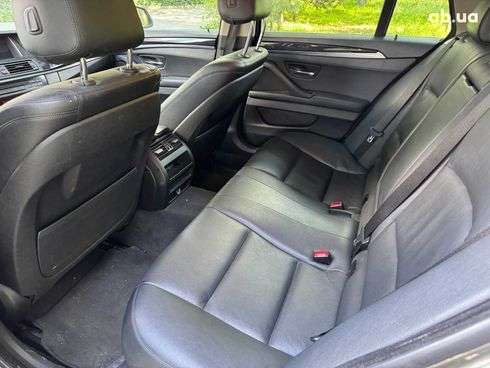 BMW 5 серия 2015 серый - фото 41