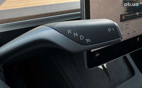 Tesla Model Y 2023 - фото 17