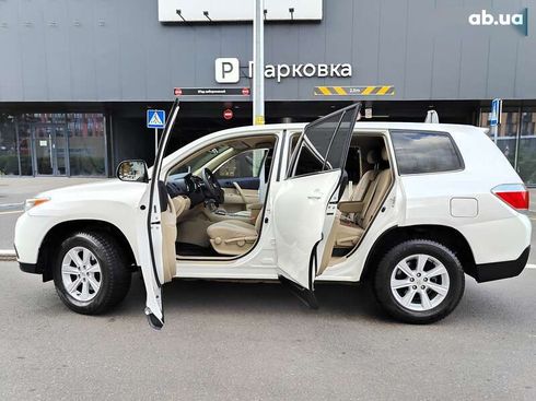 Toyota Highlander 2012 - фото 10