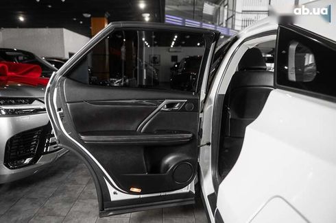Lexus RX 2016 - фото 19