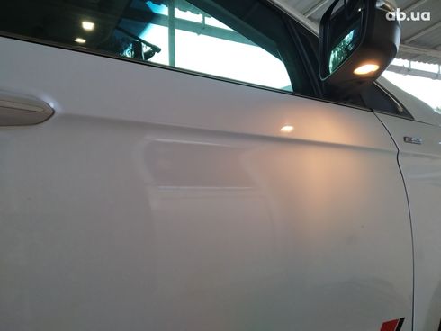 Ford Edge 2016 белый - фото 17