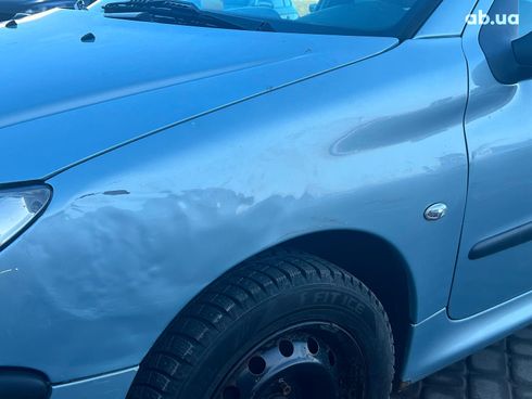 Peugeot 206 2005 серый - фото 5