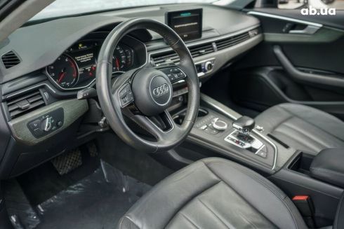 Audi A4 2019 серый - фото 9