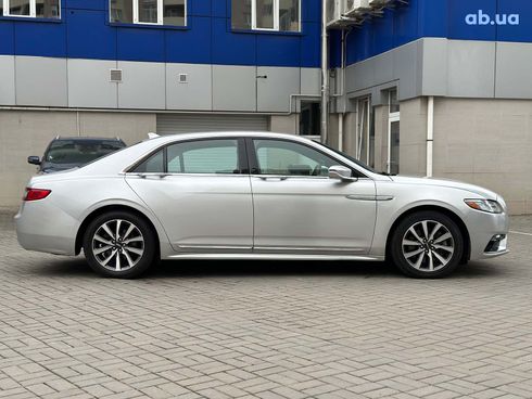 Lincoln Continental 2018 серый - фото 4