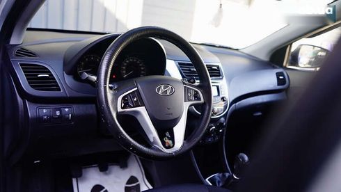 Hyundai Accent 2011 - фото 25