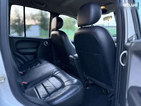 Jeep Cherokee 2004 - фото 15
