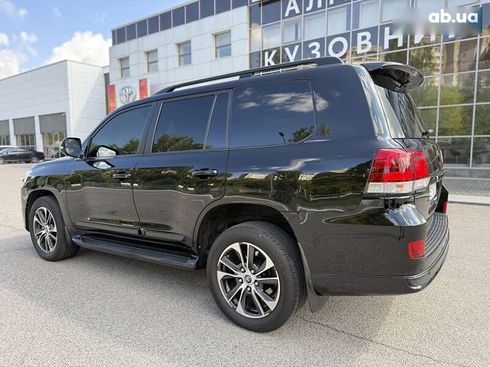 Toyota Land Cruiser 2020 - фото 8