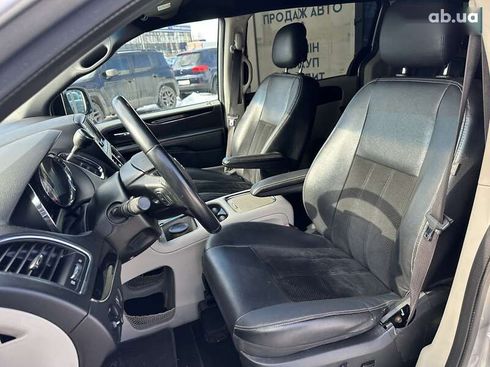 Dodge grand caravan 2017 - фото 11