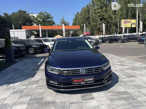 Volkswagen Passat 2018 - фото 8