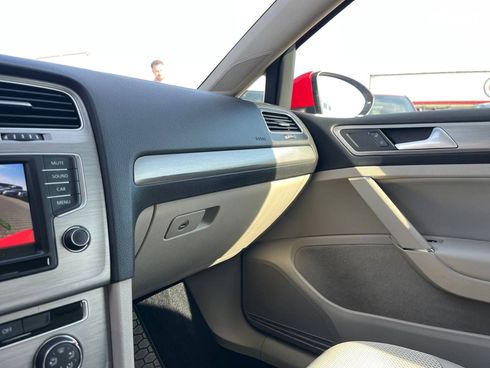 Volkswagen Golf Variant 2015 красный - фото 37