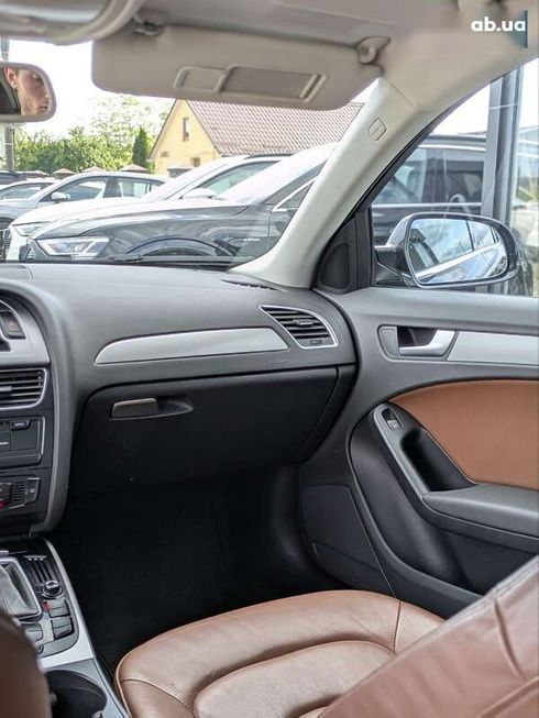 Audi A4 2010 - фото 16