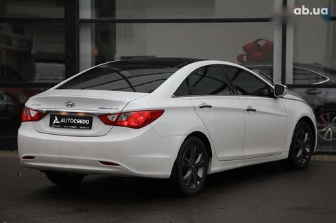 Hyundai Sonata 2010 - фото 4