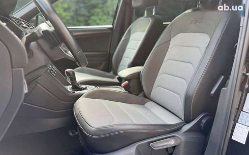 Volkswagen Tiguan 2021 - фото 10