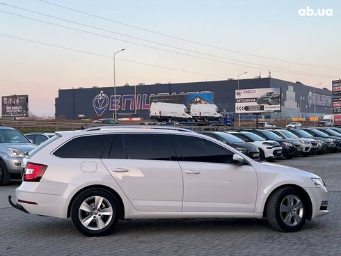 Skoda octavia a7 2018 белый - фото 10